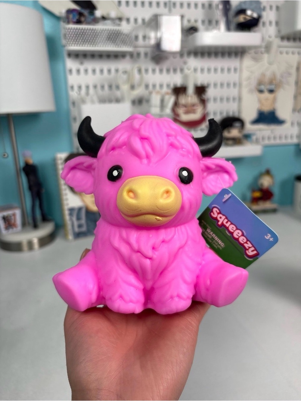 Squeezy highland cow squishy fidget viral tikok